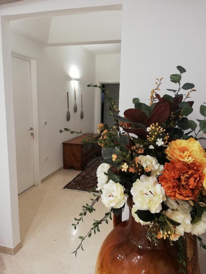 Hotel Ostuni Crispi House Extérieur photo